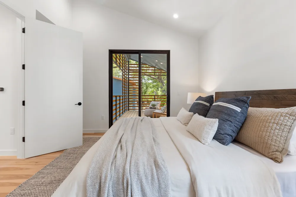 2308 S 2nd Street #2 Austin, TX 78704