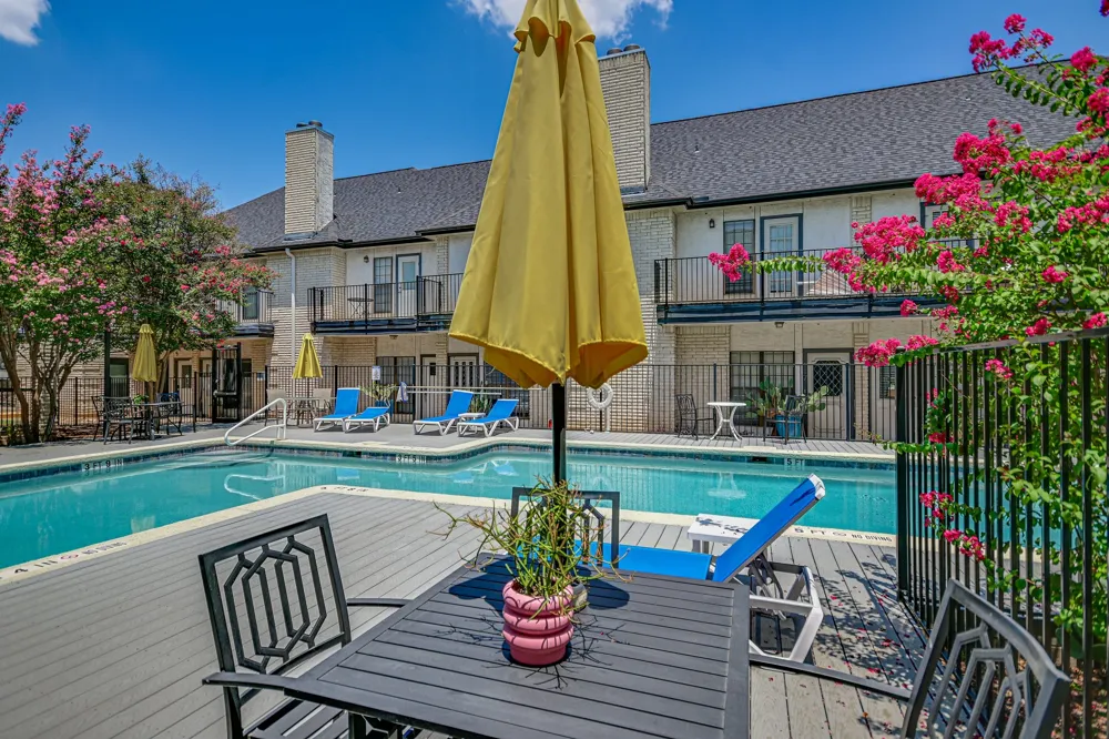 1307 Kinney Avenue #107 Austin, TX 78704