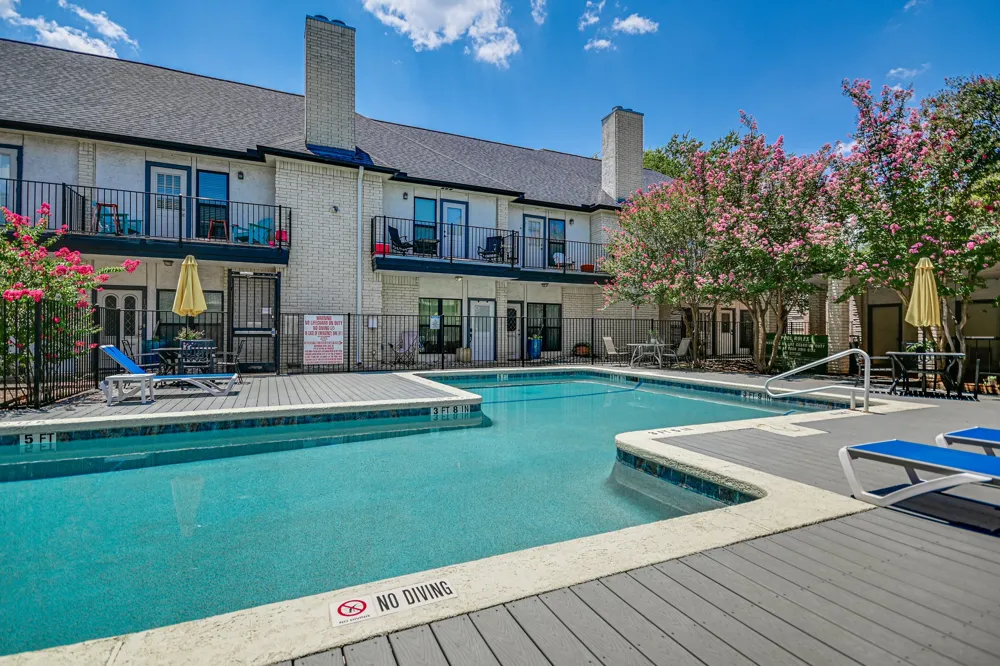 1307 Kinney Avenue #107 Austin, TX 78704