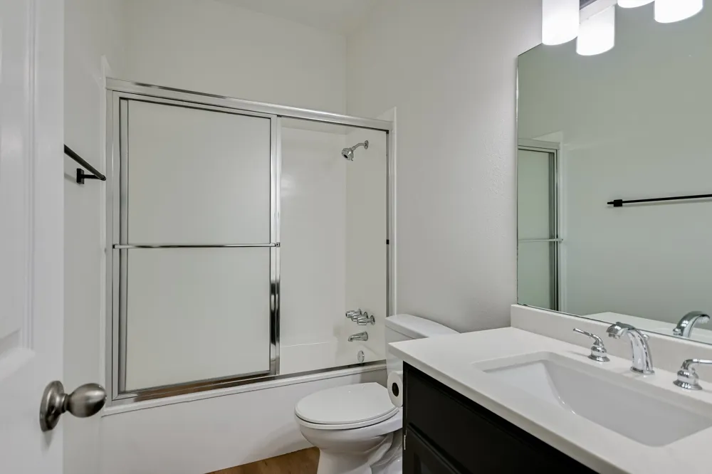 1307 Kinney Avenue #107 Austin, TX 78704