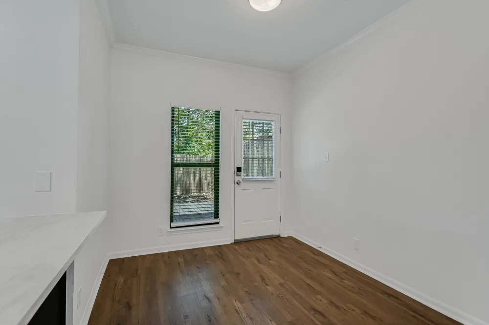 1307 Kinney Avenue #107 Austin, TX 78704