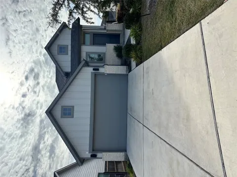 136 Los Olives Lane