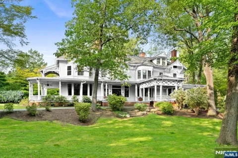 40 Highland Avenue