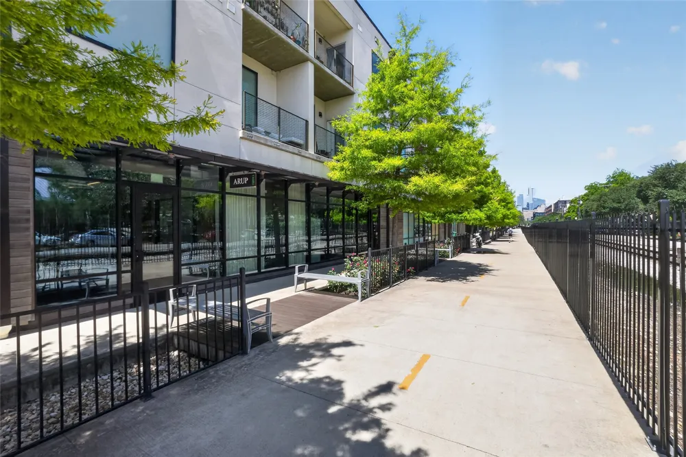 1800 E 4th Street #202 Austin, TX 78702