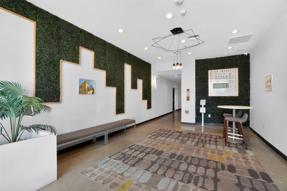 1800 E 4th Street #202 Austin, TX 78702