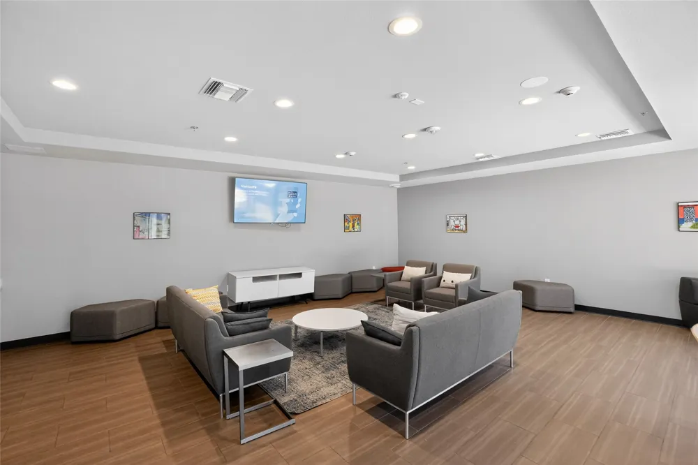 1800 E 4th Street #202 Austin, TX 78702