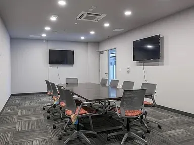 1800 E 4th Street #202 Austin, TX 78702