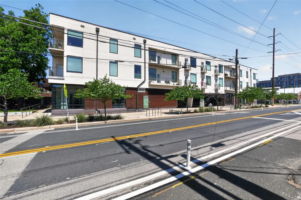 1800 E 4th Street #202 Austin, TX 78702