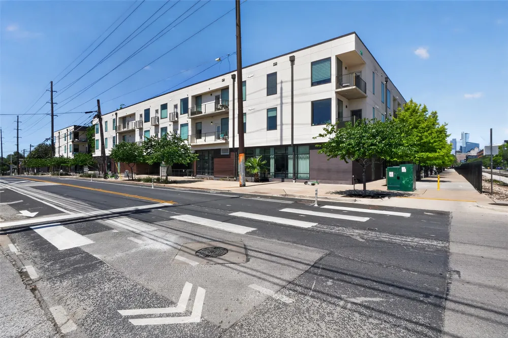 1800 E 4th Street #202 Austin, TX 78702