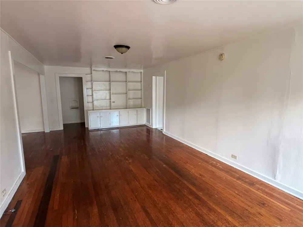 1019 Chestnut Street San Marcos, TX 78666
