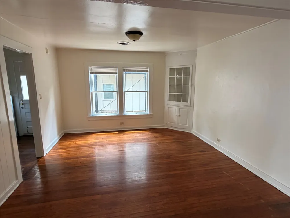 1019 Chestnut Street San Marcos, TX 78666
