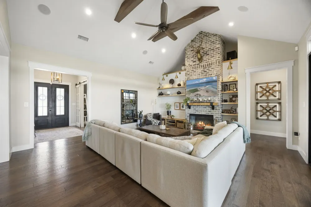 359 Ash Juniper Drive New Braunfels, TX 78132