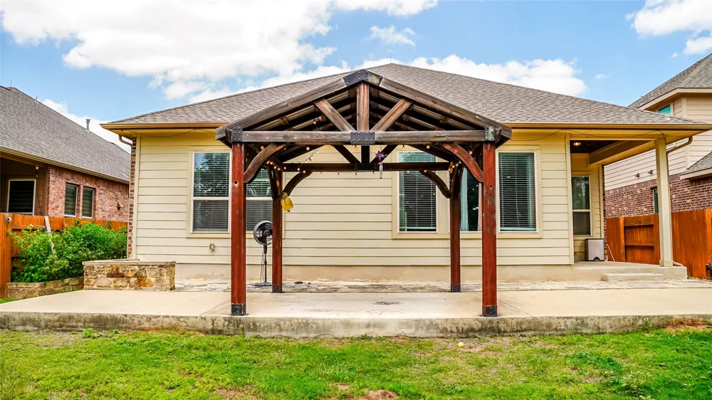 184 Fort Cobb Way Georgetown, TX 78628