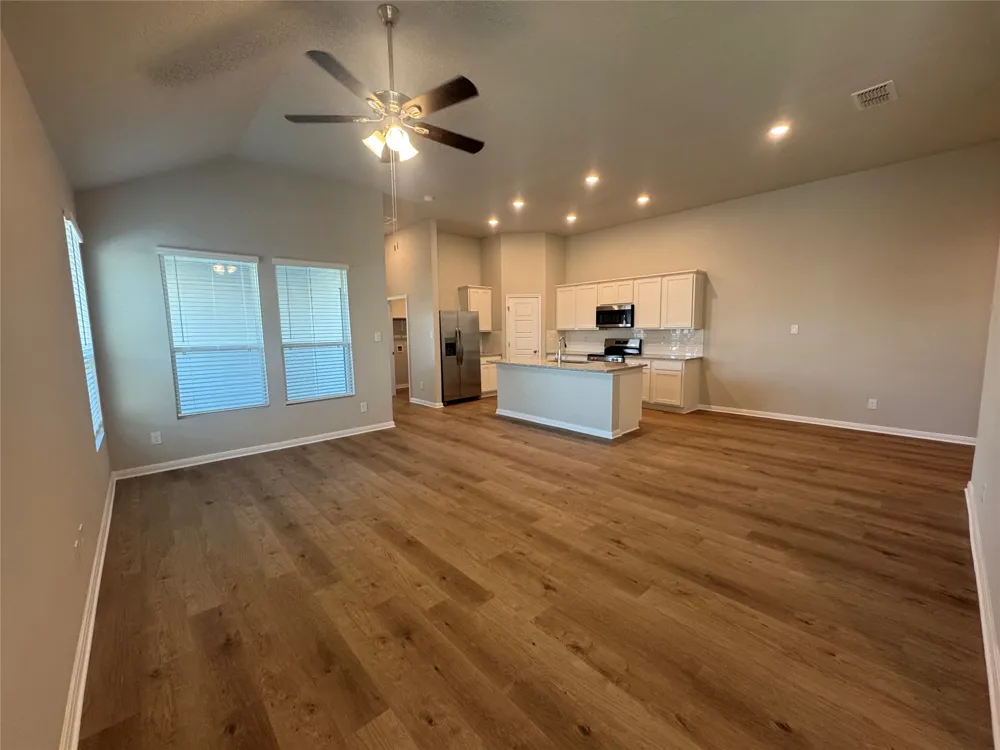 830 Staglin Street #B Buda, TX 78610