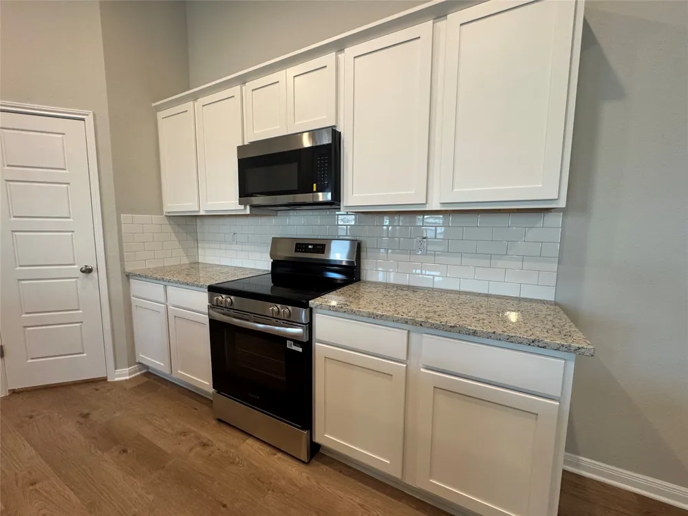 830 Staglin Street #B Buda, TX 78610