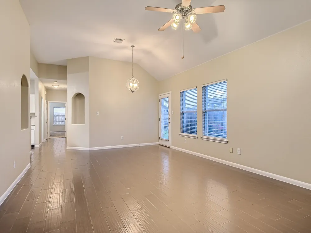 2858 Southampton Way #A Round Rock, TX 78664