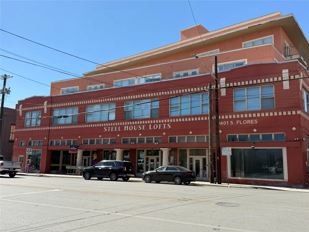 1401 S Flores Street #305 San Antonio, TX 78204