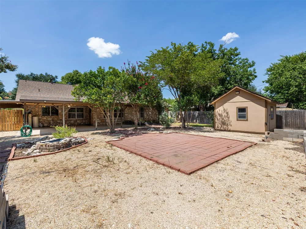 2101 Kent Street Taylor, TX 76574