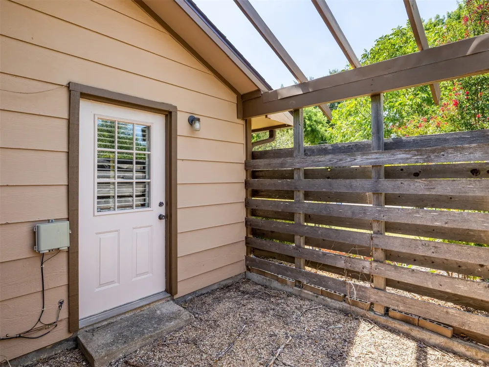 2101 Kent Street Taylor, TX 76574