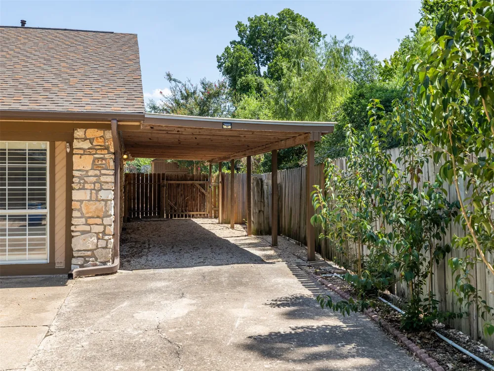 2101 Kent Street Taylor, TX 76574
