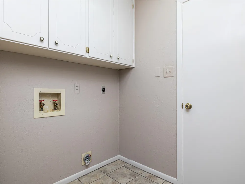 2101 Kent Street Taylor, TX 76574