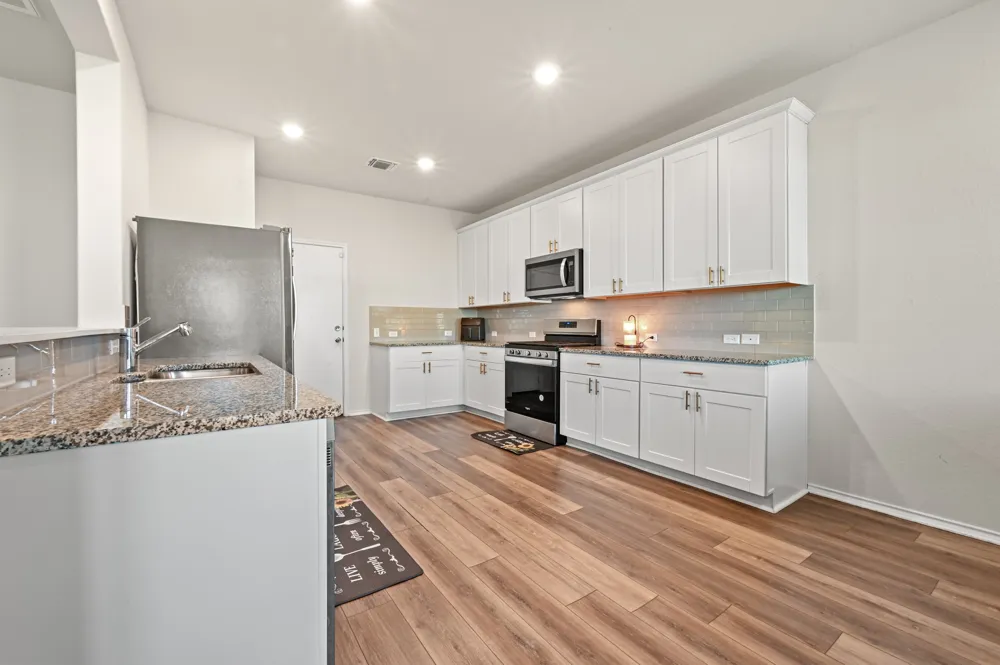 632 Pepperbark Loop Buda, TX 78610