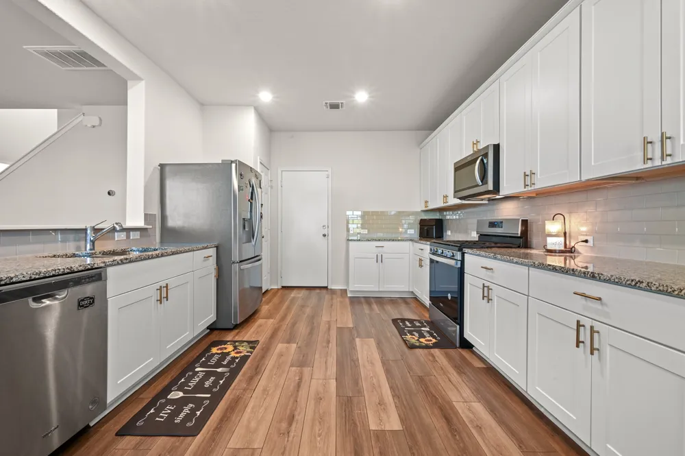 632 Pepperbark Loop Buda, TX 78610