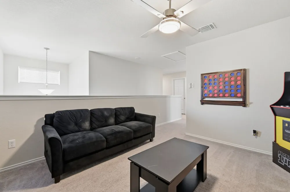 632 Pepperbark Loop Buda, TX 78610