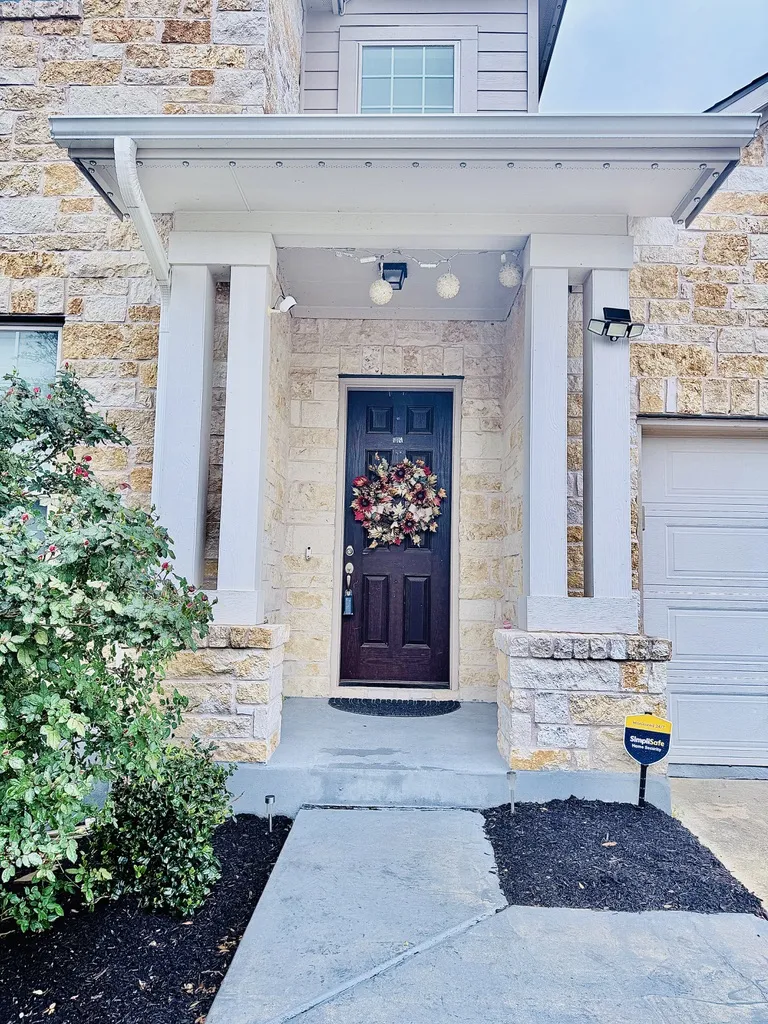 3925 Gildas Path Pflugerville, TX 78660