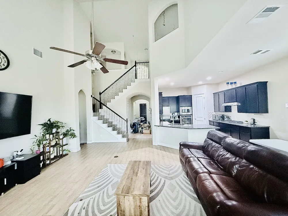 3925 Gildas Path Pflugerville, TX 78660