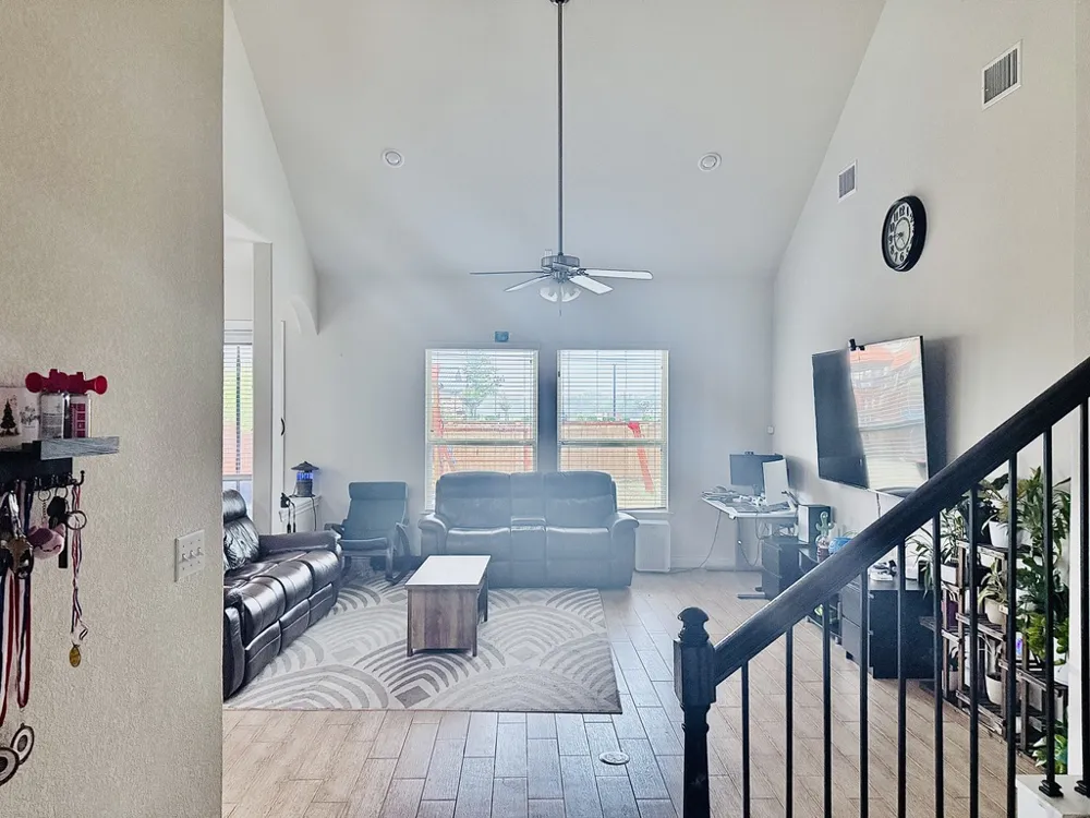 3925 Gildas Path Pflugerville, TX 78660