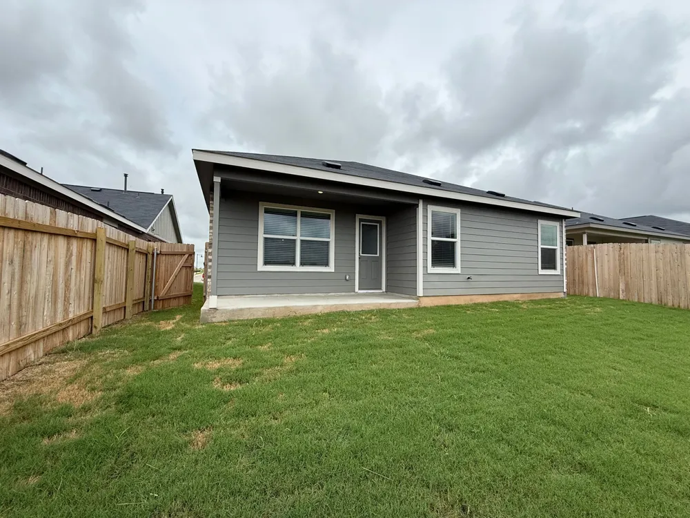 125 Sormonne Loop Kyle, TX 78640