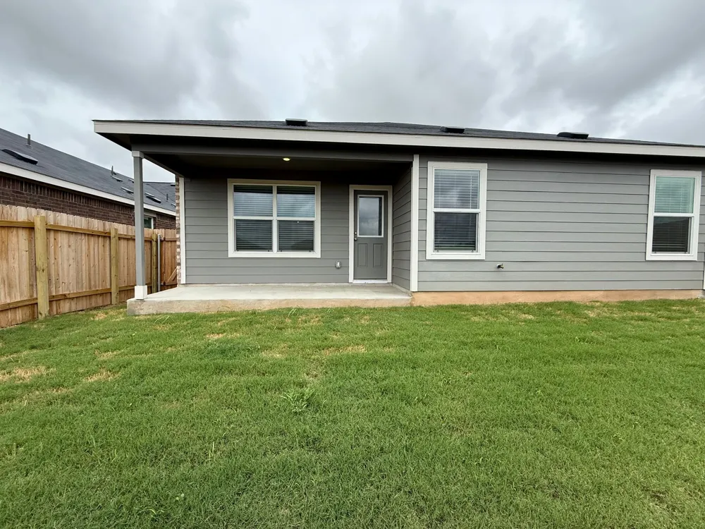 125 Sormonne Loop Kyle, TX 78640
