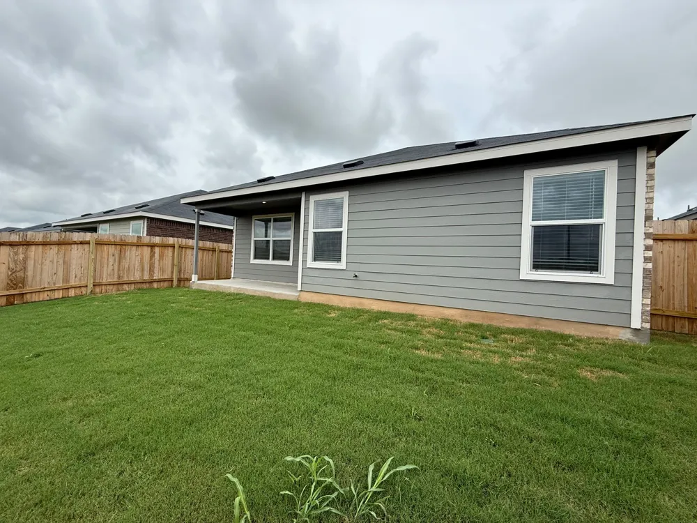 125 Sormonne Loop Kyle, TX 78640