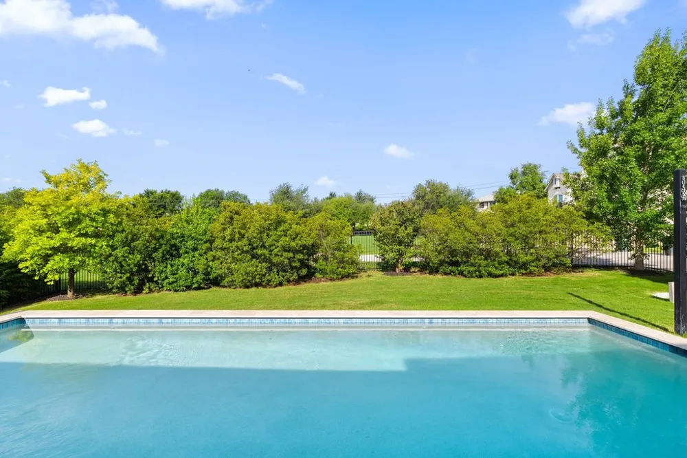 11613 Lake Stone Drive #70 Austin, TX 78738