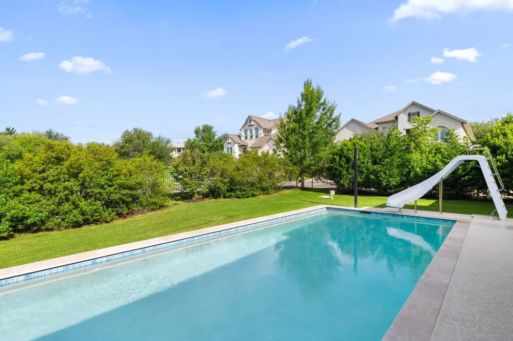 11613 Lake Stone Drive #70 Austin, TX 78738