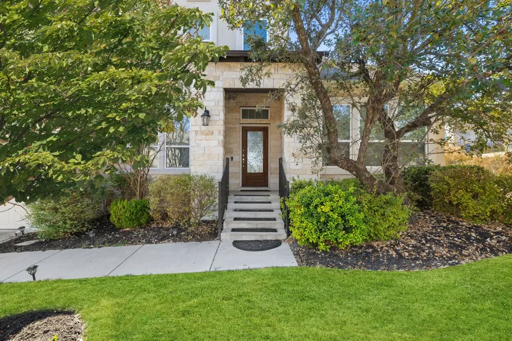 11613 Lake Stone Drive #70 Austin, TX 78738