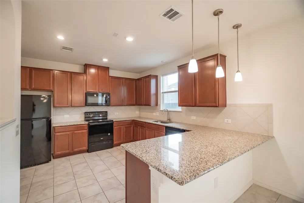 6412 Carriage Pines Drive Del Valle, TX 78617