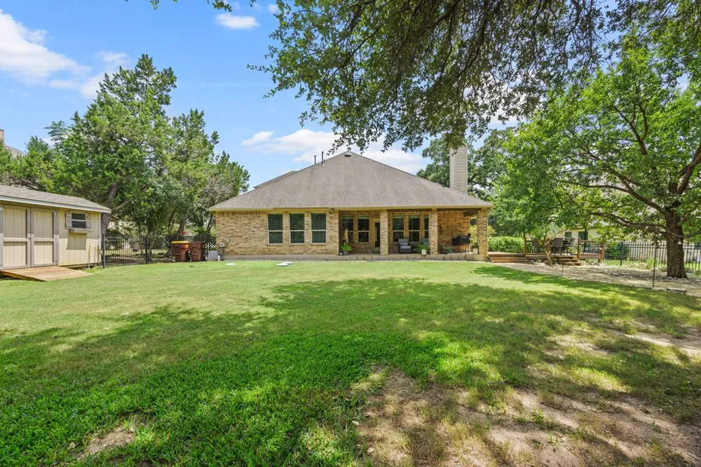 246 Southern Sunset Cove Driftwood, TX 78619