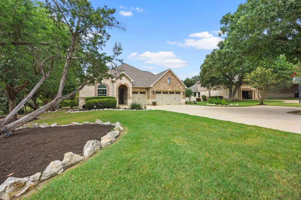 246 Southern Sunset Cove Driftwood, TX 78619