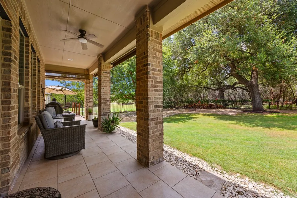 246 Southern Sunset Cove Driftwood, TX 78619