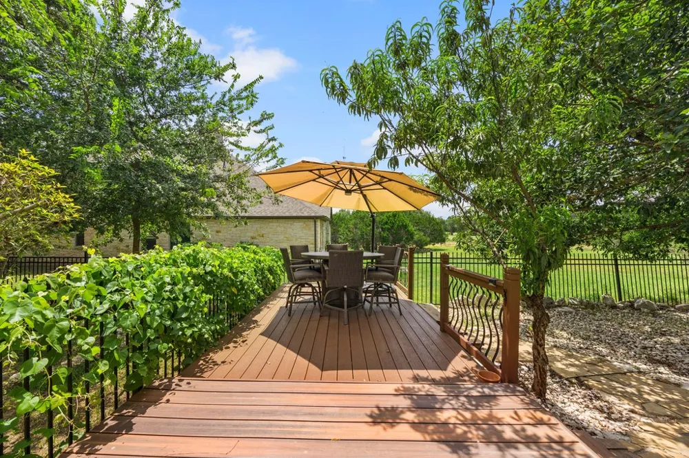 246 Southern Sunset Cove Driftwood, TX 78619