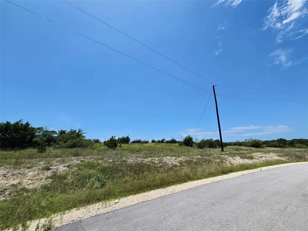 111 Shin Oak Drive Lampasas, TX 76550