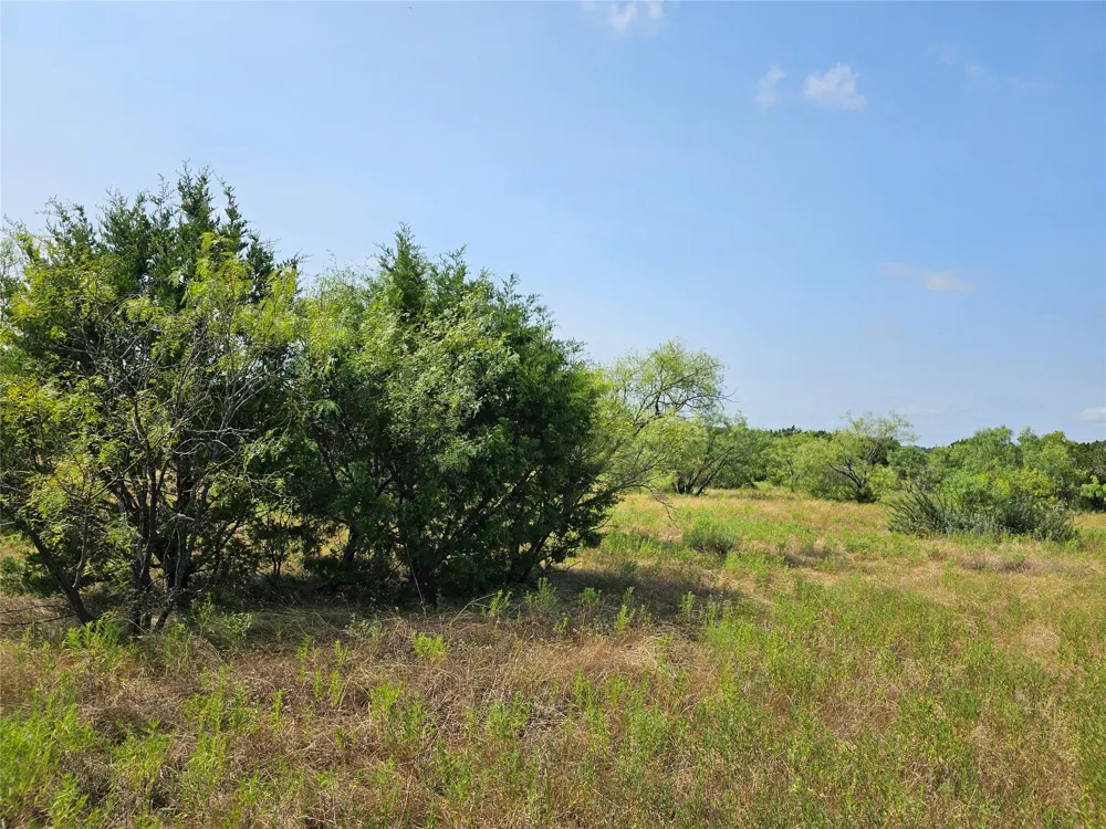 111 Shin Oak Drive Lampasas, TX 76550