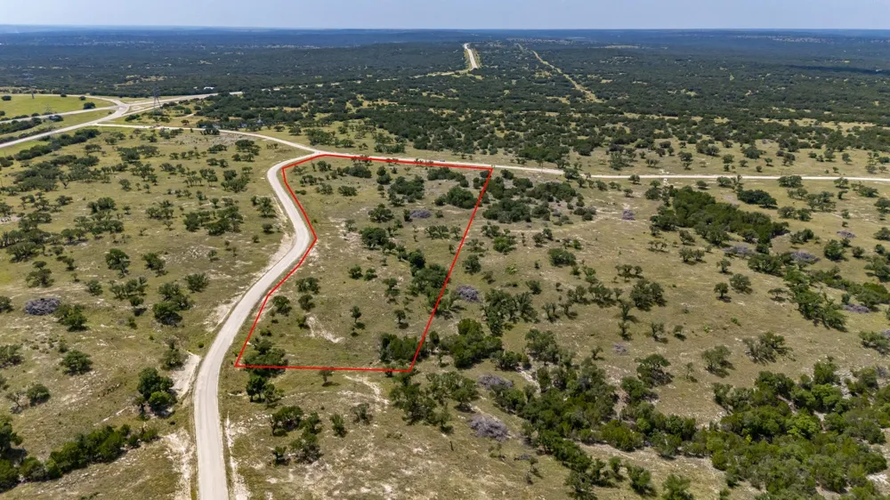 79 SPRING CROSSING DRIVE Junction, TX 76849
