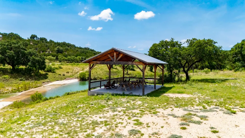 79 SPRING CROSSING DRIVE Junction, TX 76849