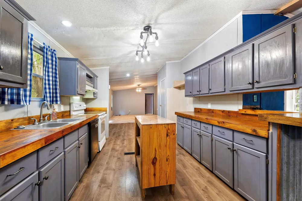 14430 E Fm 1431 Marble Falls, TX 78654