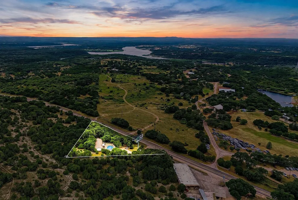 14430 E Fm 1431 Marble Falls, TX 78654