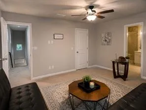 6254 Marsh Lane Buda, TX 78610