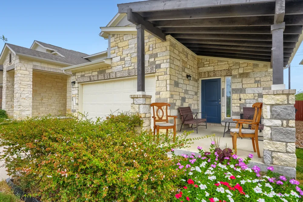 6254 Marsh Lane Buda, TX 78610